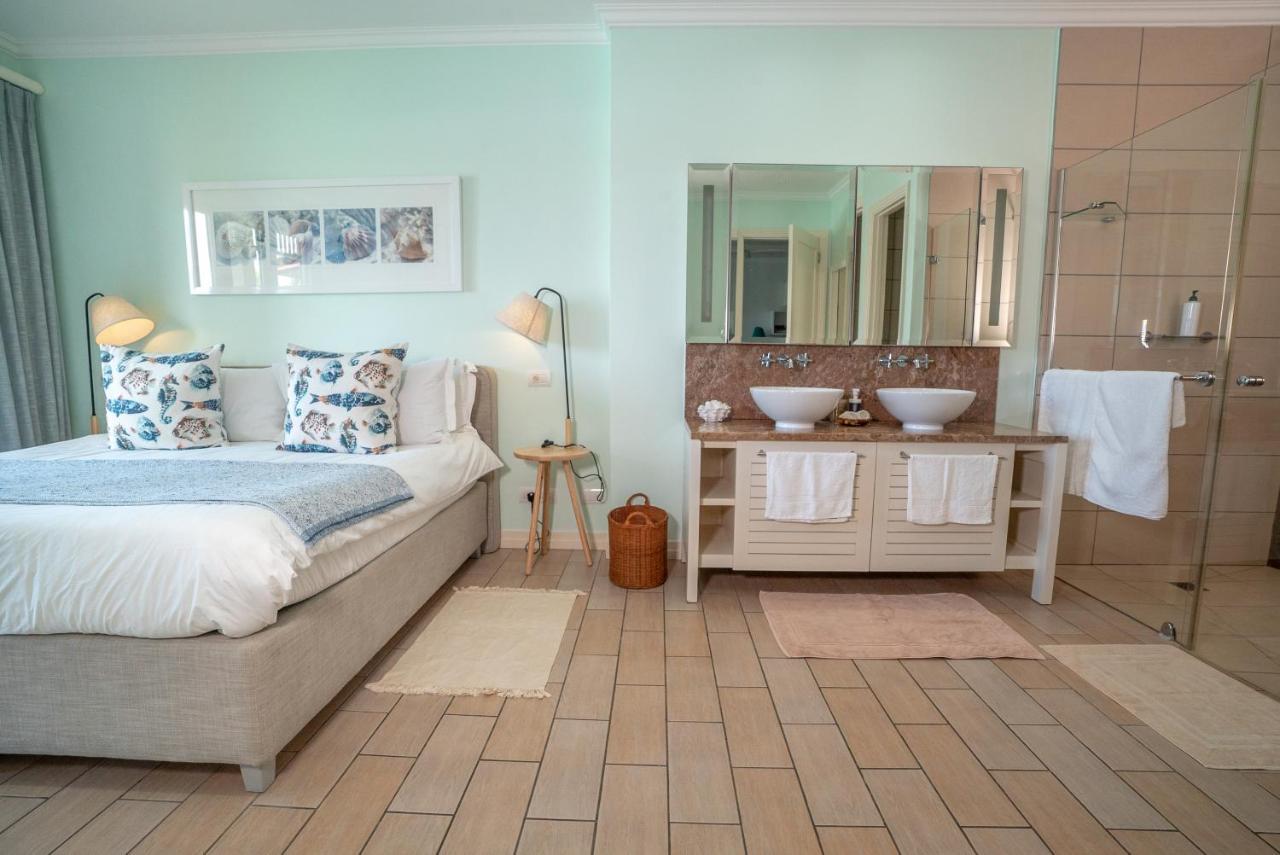P146A13 - Eden Island Self Catering Apartment Self Check In Bagian luar foto